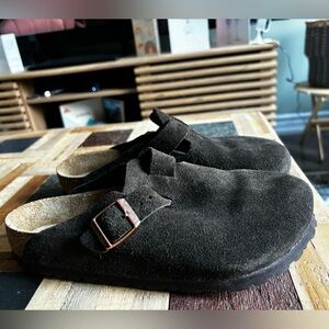 Birkenstock Boston Suede Clogs [Sz 9]